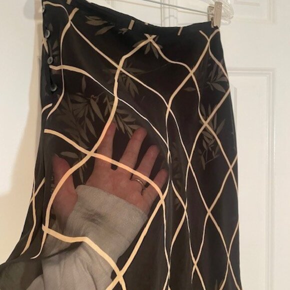 Ann Taylor Black & Tan Flowy Skirt – Sz 10 - Picture 4 of 11